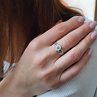 Кольцо серебряное женское колечко Сова с Зелеными глазками 17.5 размер серебро 925 черненое 11056 2.53г
