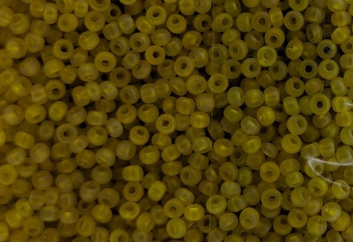 Бісер 10/0, колір - жовтий райдужний, матовий , №81010 (уп.50 грам), фото 1