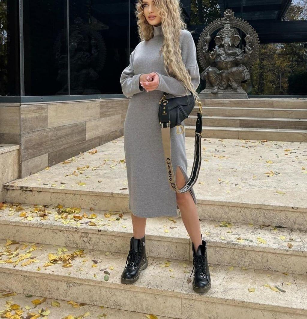 Жіноча сукня-гольф з вирізом на нозі, фото 1