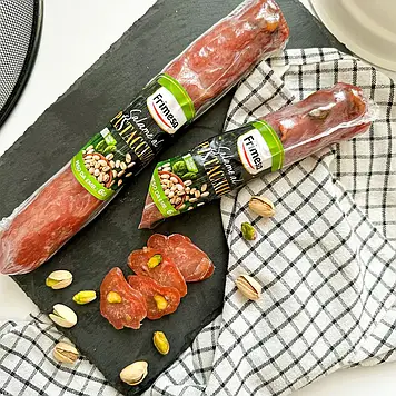 Ковбаса сиров"ялена з фісташкою Salame al PISTACCHIO
