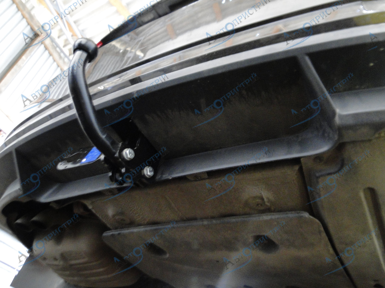 Фаркоп - Skoda Superb Седан (2015-2019) з'ємний на двох болтах