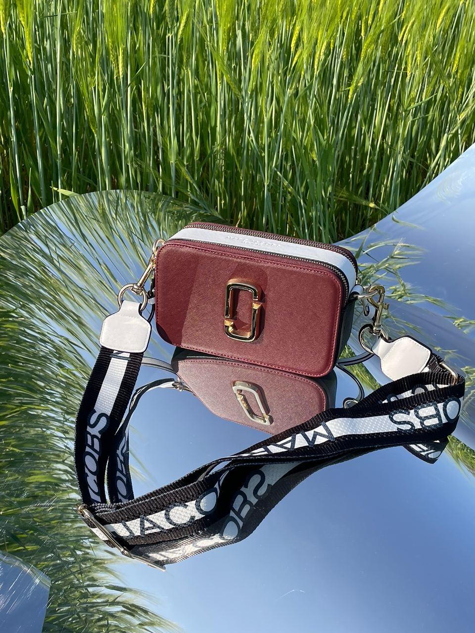 Женская стильная сумка Марк Джейкобс бордовая Marc Jacobs The Snapshot Burgundy - фото 1 - id-p2014177994