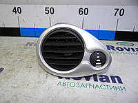Дефлектор (воздуховод) боковой левый Renault CLIO 3 2005-2012 (Рено Клио 3), 7701061206 (БУ-253535)