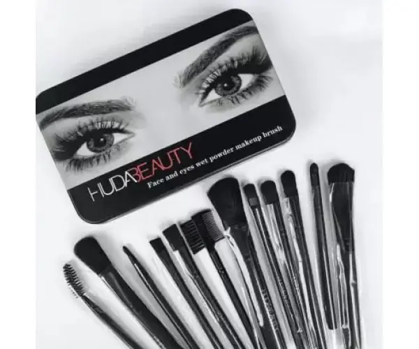Набір пензлів Huda Beauty у металевому футлярі 12 шт.