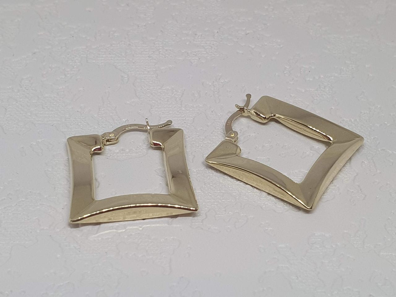 Золоті сережки. 2482