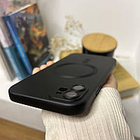 Силиконовый чехол для iPhone 11 Black MagSafe / Айфон 11 чёрный с магсейф