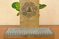Доска Садху деревянная для стояния на гвоздях, с гравировкой "Чакры" для начинающих с шагом 1 см