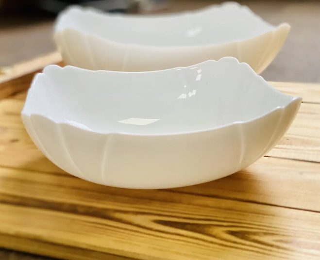 Квадратний білий салатник Luminarc Lotusia 200 мм (Q9691), фото 1