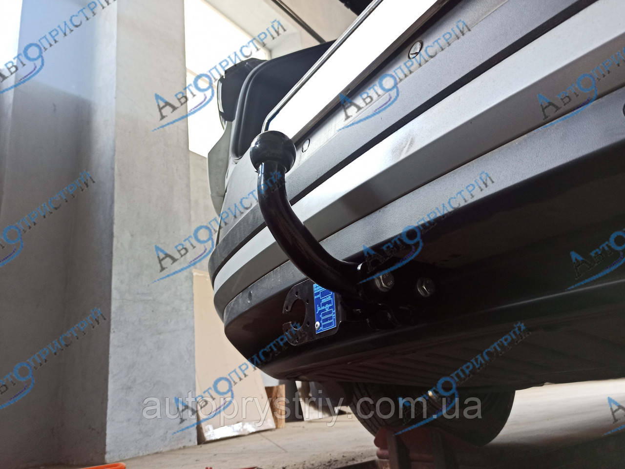 Фаркоп - Volkswagen ID.4 Crozz Універсал (2020--) з'ємний на двох болтах