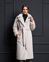 Шуба женская утепленная длинная, дизайнерская брендовая, с поясом, с украшением брошь, Молочный, 46