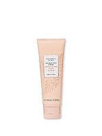 Cкраб для лица Victoria's Secret Exfoliating Face Scrub Coconut Milk & Rose, 114 мл