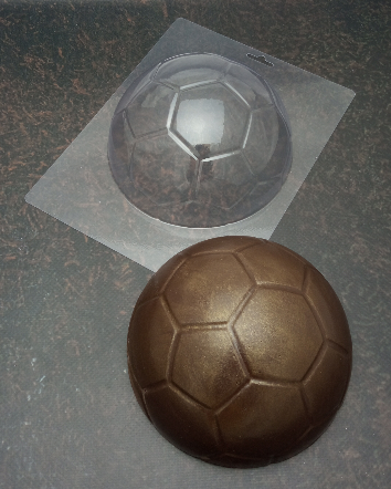 Пластикова форма (молд) для шоколаду М'яч футбольний 15 см