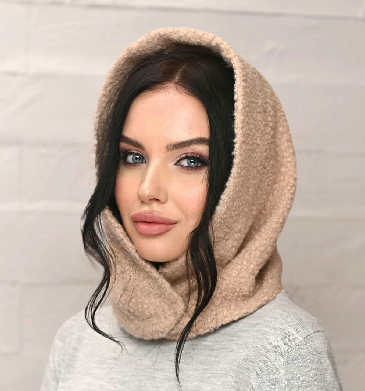 Капюшон букле колір бежевий
