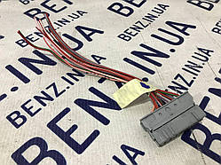 Роз'єм переднього SAM Mercedes W204, W212, C207 A0525458026