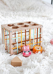 Геометричний сортер з тваринками та фігурами 60392