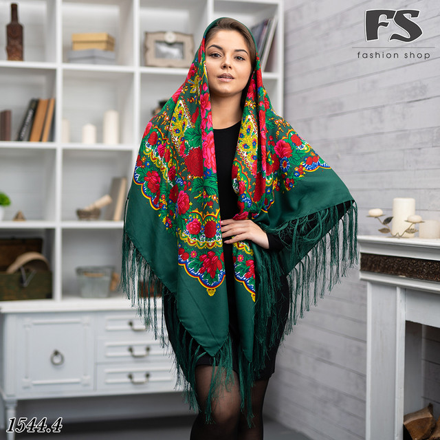 велика зелена хустина на різдво з китицями