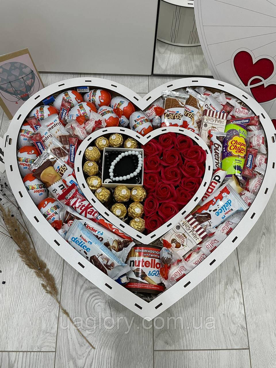 Великий шоколадний набір-серце на подарунок НОВИНКА МЕГА БОКС