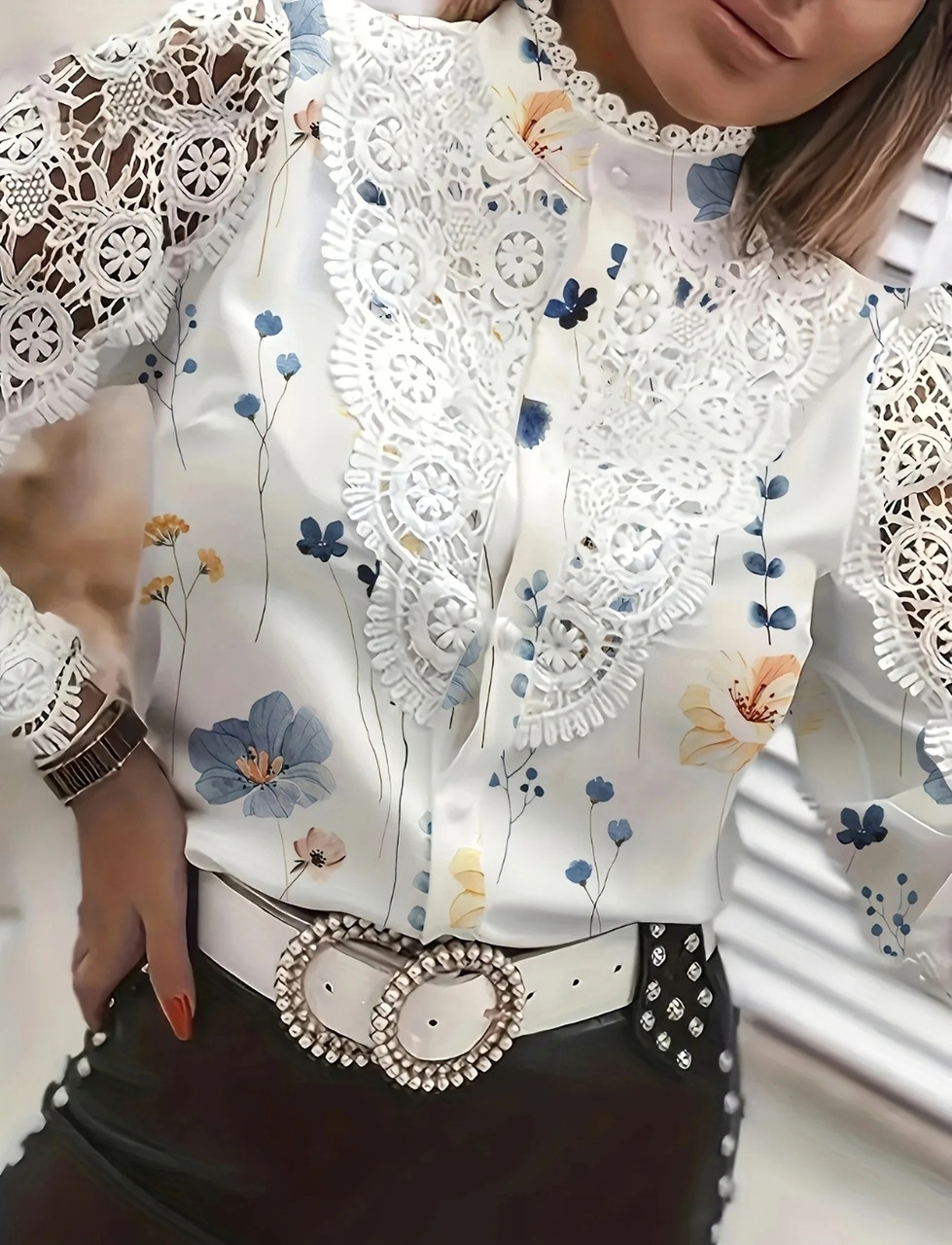 Блузка жіноча з мереживом сорочка нарядна з квітковим принтом, фото 1