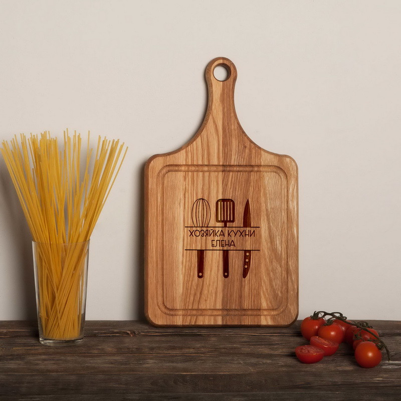 Дошка обробна "Хозяйка кухни" іменна, російська, фото 1