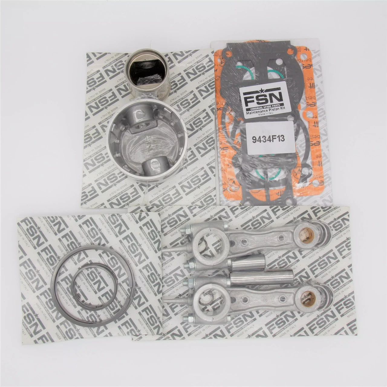 Комплект поршнів у зборі. вмик. шатун, вкладки підшипників, поршневі кільця «KIT B» для агрегату PL 600 (K25), фото 1