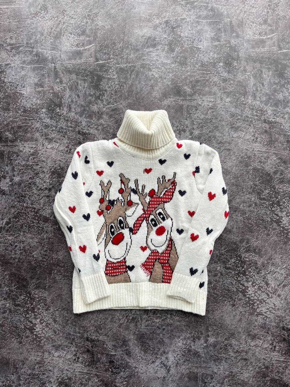 Дитячий Новорічний светр "Олені в серцях" з горлом