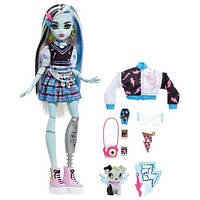 Кукла Монстер Хай Френки Штейн Monster High Frankie Stein with Accessories and Pet