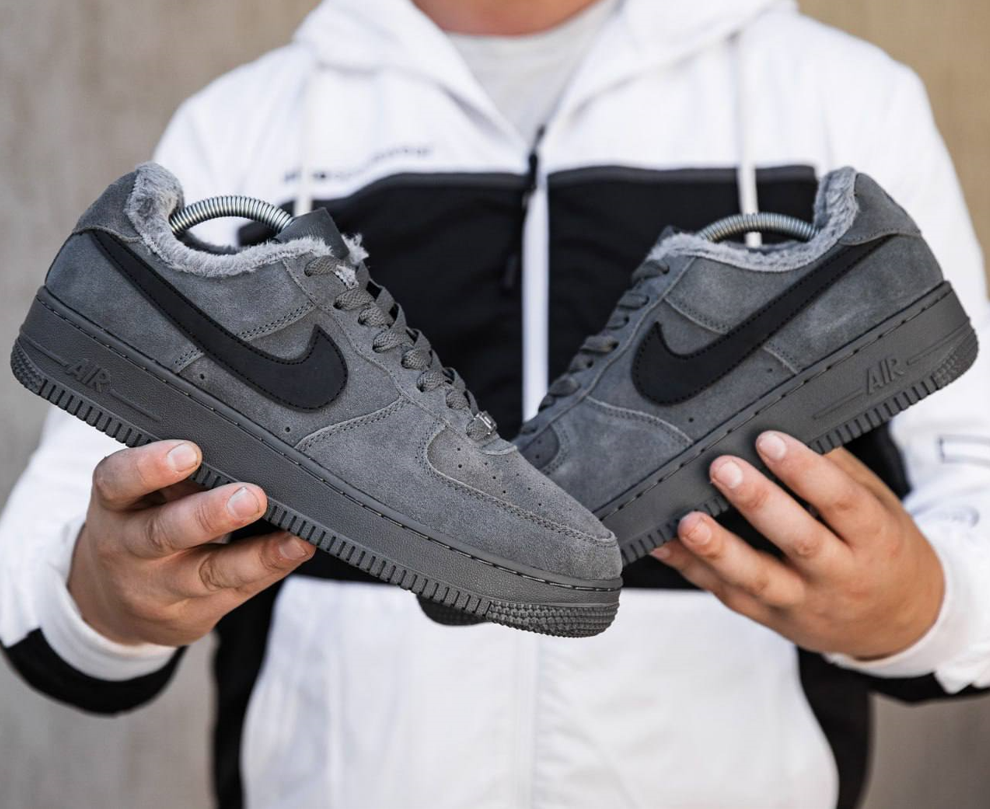 Кросівки зимові чоловічі Nike Air Force Winter grey 1 low Форси сірі замшеві з хутром теплі низькі