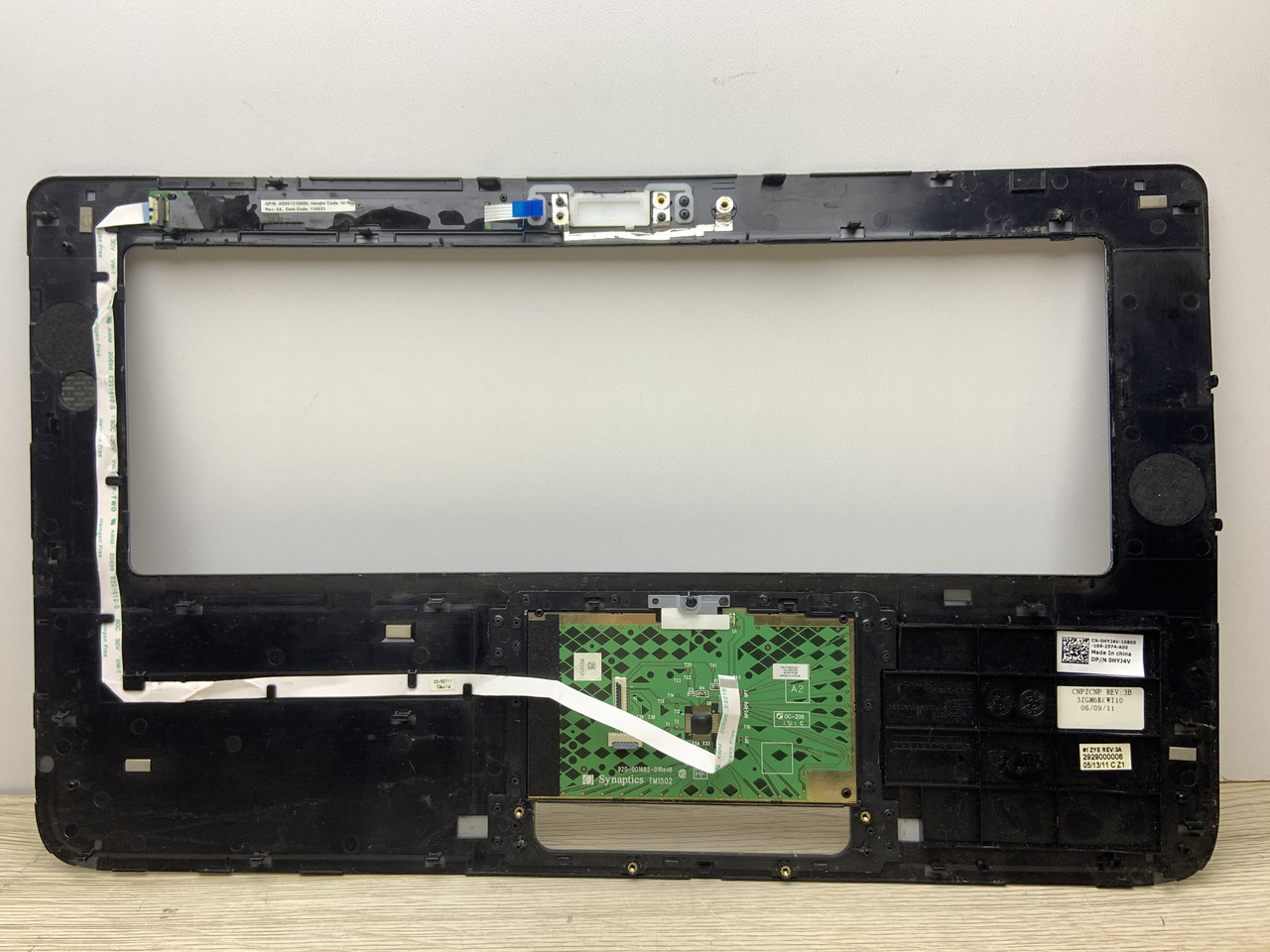 Dell XPS 15 L502X Корпус C (топкейс, средняя часть) (0HYJ4V HYJ4V