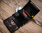 Вертикальне шкіряне портмоне чорне Peterson у подарунковому пакованні, фото 5