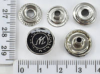 Кнопка для одежды 15 мм черная на серебре
