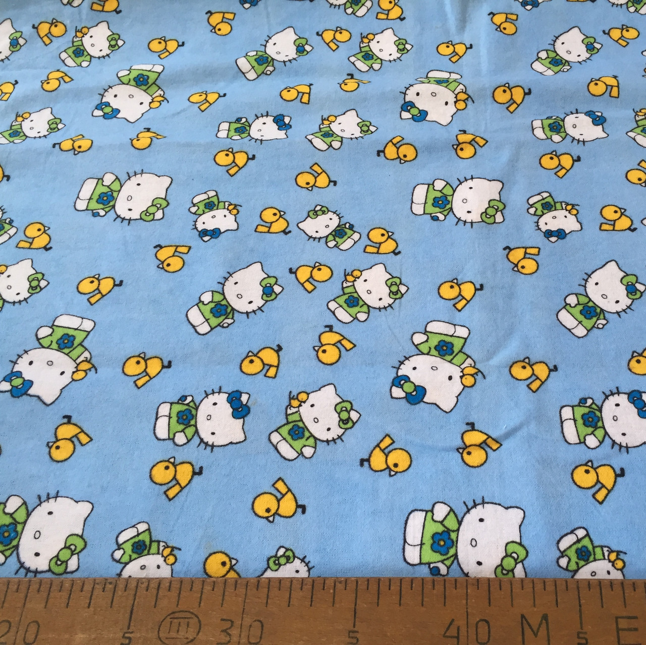 Фланель (байка) Кітті Hello Kitty на блакитному, фото 1