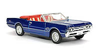 Модель автомобіля Oldsmobile Cutlass 4-4-2 1966 1:43 New-Ray (N4370)