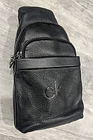 Кожаная сумка через плечо слинг нагрудный Calvin Klein