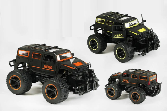 Машинки на пульті керування