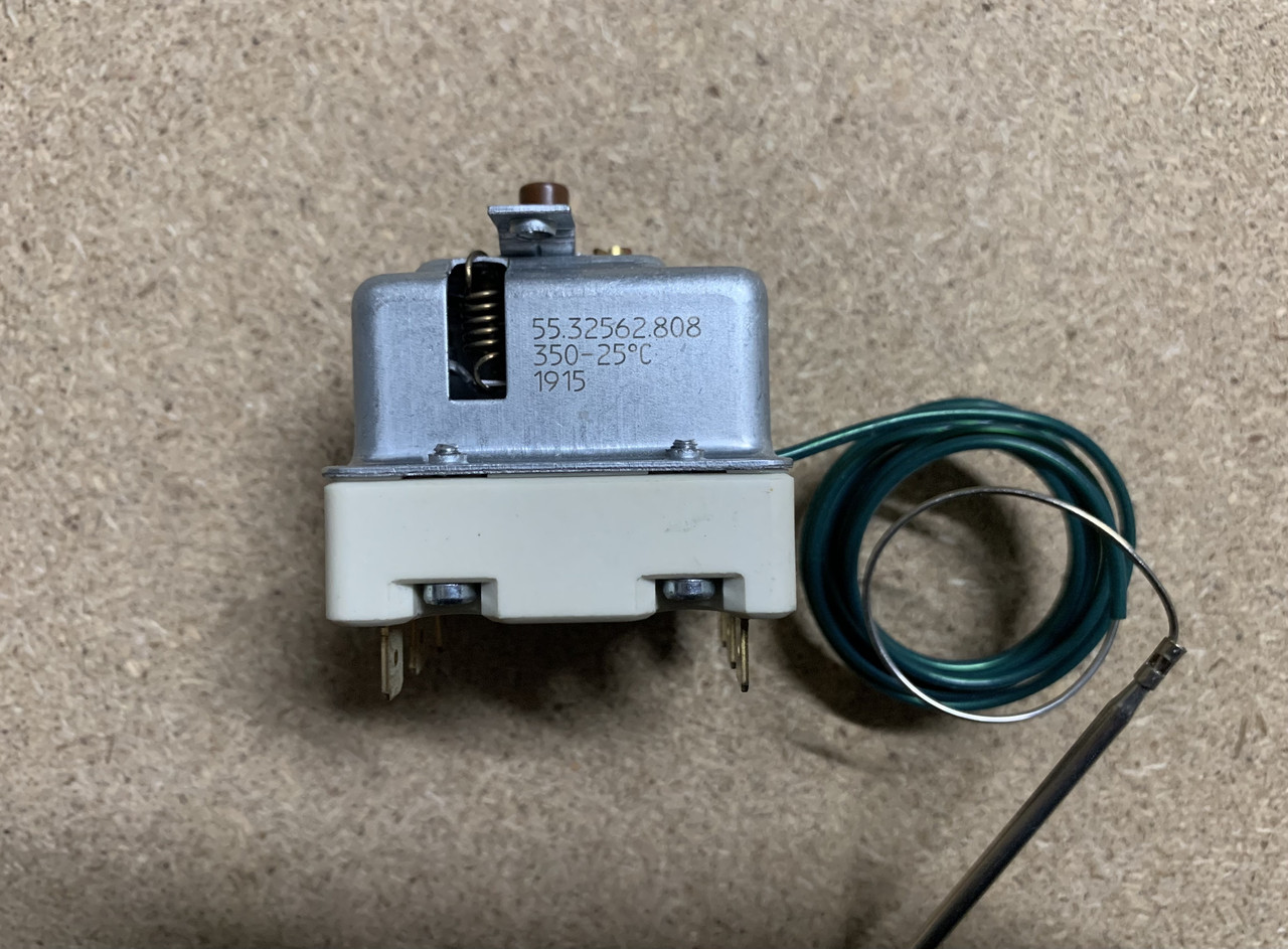 Термостат запобіжний EGO 55.32562.808 350C 3 полюси 20А зонд Ø 3 mm L = 188 mm