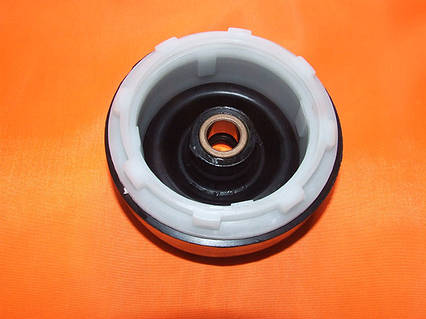 Сальник Daewoo, Saturn D=95 мм, кріплення під закрутк