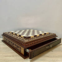 Деревянная шахматная доска с двумя ящиками для хранения шахматных фигур. Инкрустация бусинами Резьба по дереву