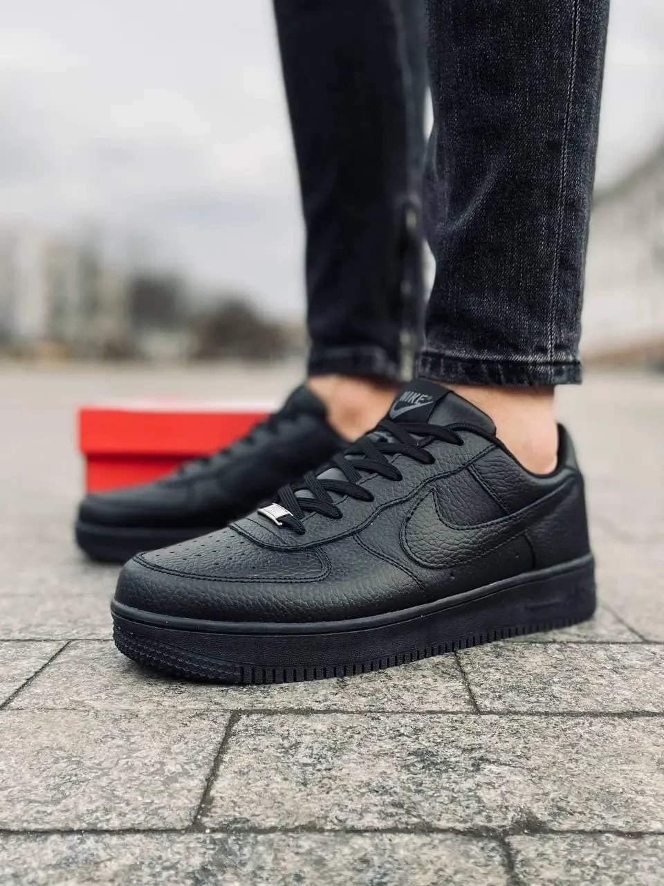 Супер ціна на останній розмір 44 р Кроссовки Nike Air Force повністю чорні, фото 1