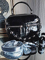 Кожаная лаковая женская сумка кросс-боди Polina & Eiterou черного цвета