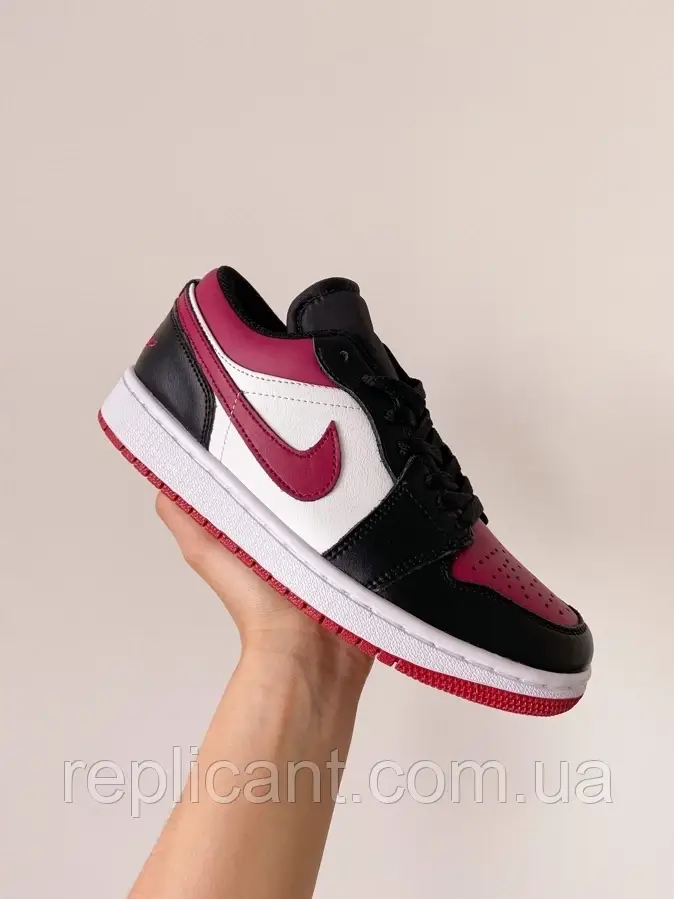 Кроссовки Nike Кросівки Air Jordan 1 Low Bred Toe кросівки найк
