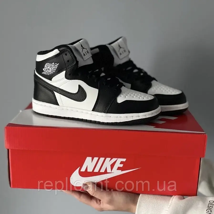 Кроссовки Nike Jordan 1 Retro Black/white (хутро) кросівки найк