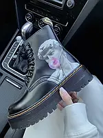 Жіночі черевики Dr. Martens БЕЗ МЕХА