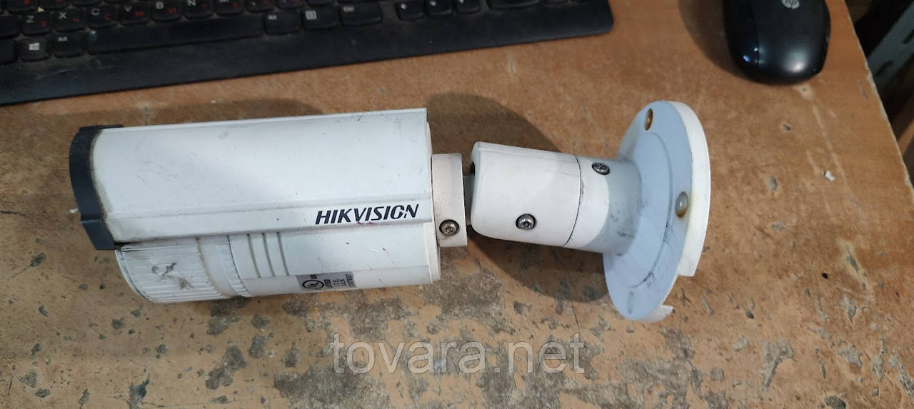 Камера відеоспостереження Hikvision DS-2CD2612F-I No 232605124