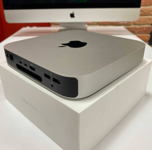 Mac mini 2020 M1 16RAM,512SSD 完動品 Apple Mac mini 2020 M1 RAM 16 SSD 512Gb Silver Open Box M2.