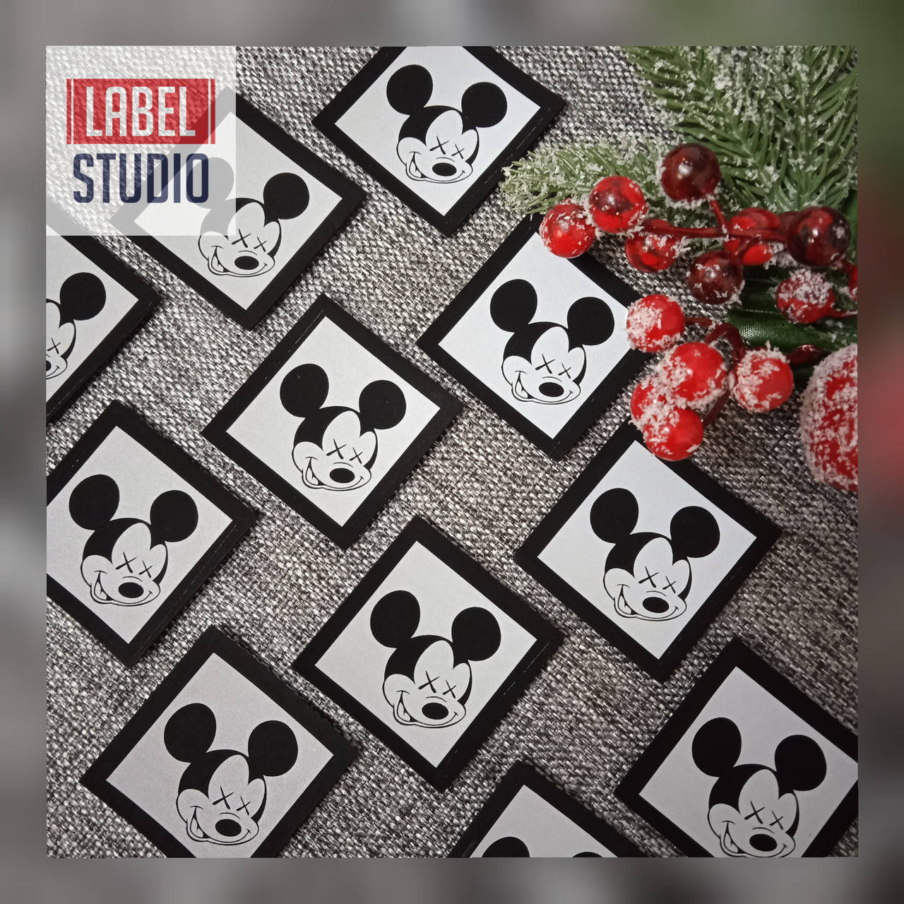 

Нашивки светоотражающие "Disney Mickey / Дисней микки" 50*50