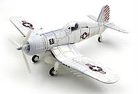 Модель літака Chance Vought F4U Corsair (Чанс-Воут F4U "Корсар") білий