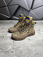 Тактические женские зимние ботинки на меху койот/пиксель ММ14.Военные армейские берцы теплые с гербом Украины.