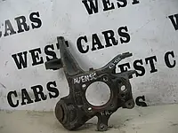 Цапфа задня права Toyota Avensis з 2003 по2008