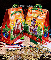 Красочная новогодняя упаковка на конфеты "Пакунок" 400-500 г