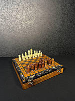 Дерев'яні шахи, офрмлені різьбленям 33×33 см, 191105